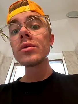 YourJAMIEKELVIN
