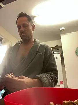 Yourhotboy_42