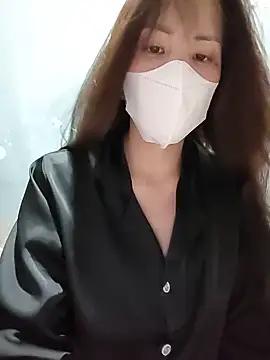 Yui-Chen