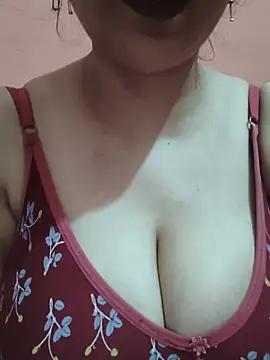 ZOYA_KHAN-123