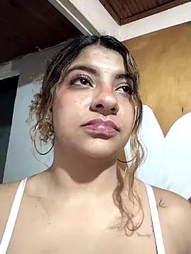 Zarah_Moon