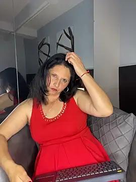 _MissJames__