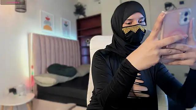 _SweetAmira_