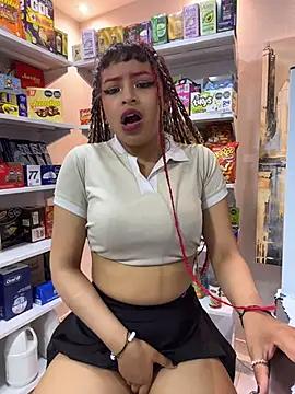 alana_king7
