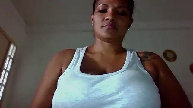 alejandraboobs07