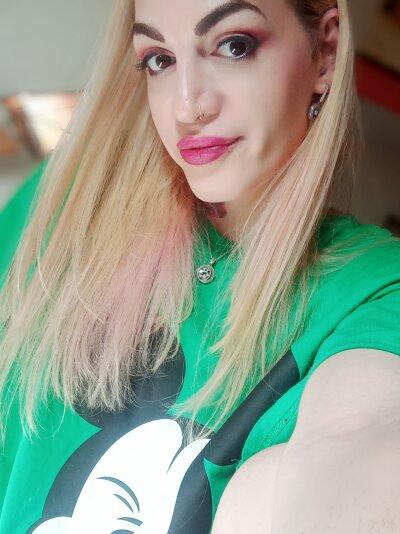 alexyatranskitty