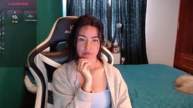alice_middlee