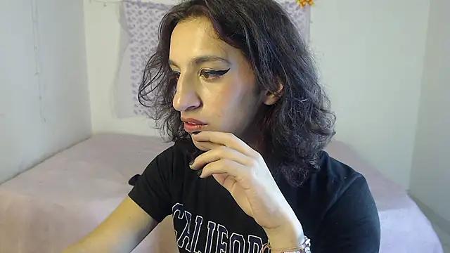 alix_hot_