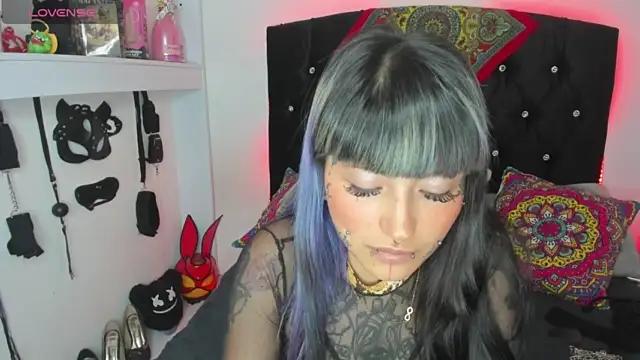 anaismoon_