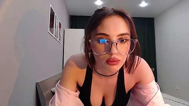angella_klee