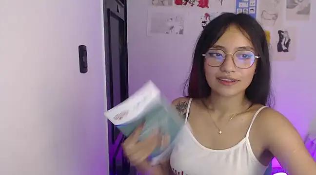arianbrunette_