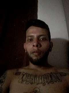 aris_kiss