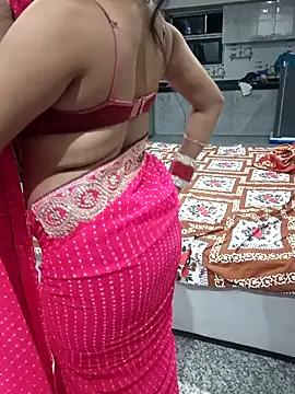 cam-amisha