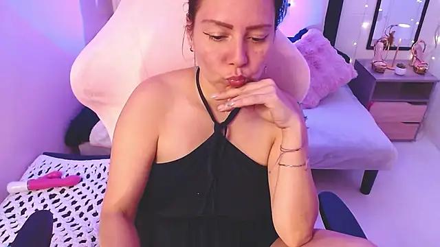 camila_delarosa