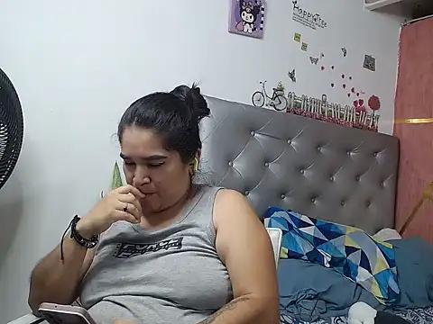 camilahot10