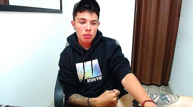 charlyy1010