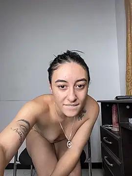 chloevahos