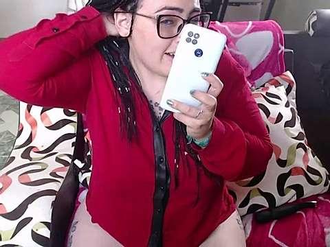 cloe_nasty