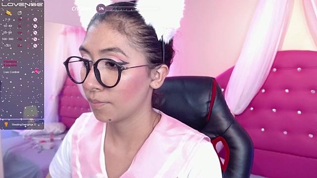 emilysaenz_