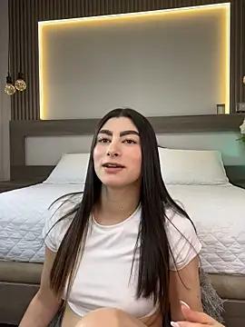 evelyn_hills