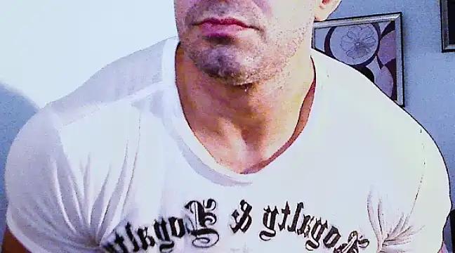gangsteroflove30