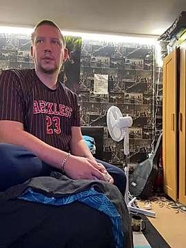 garylittlebigdick