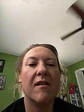 hotmilftakeshugecock