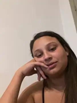julia_moreira