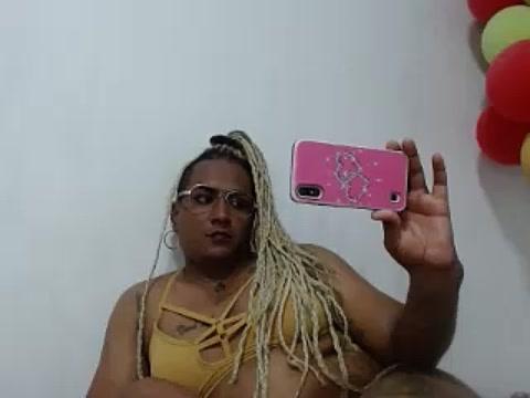 keniigirlsexyhot