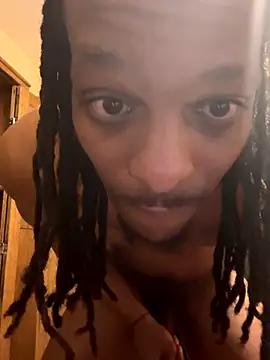 kinkyDee024