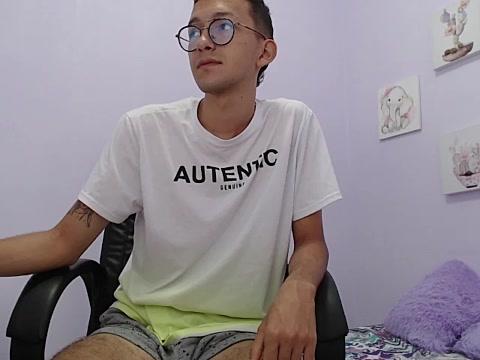 klydfeet18