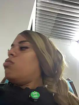 ladyandnico