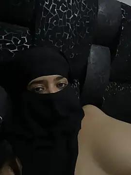lara9Qouin