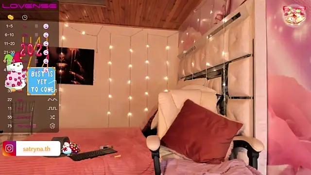 lili_satryna