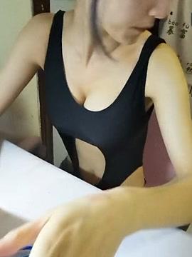 liuYiYia