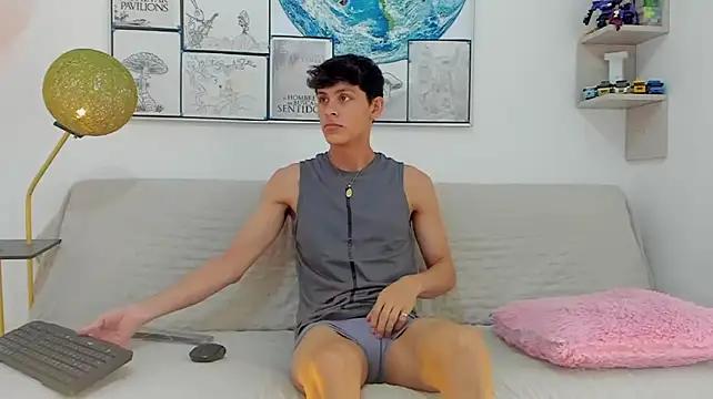 logan_thomas