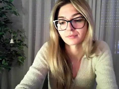 mia_petite28