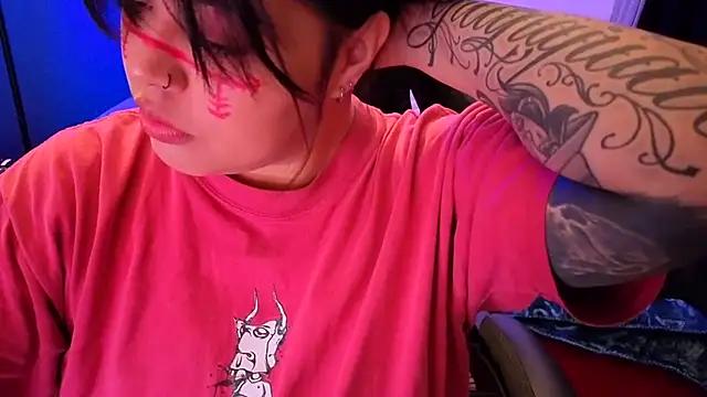 miacanela_xo