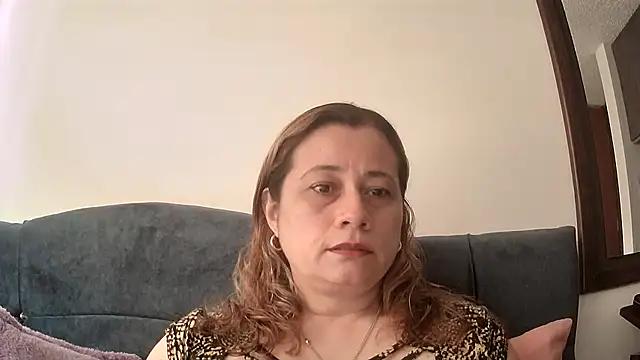 milagros_latina75