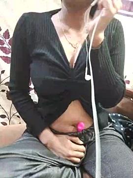 mumbaicouple1