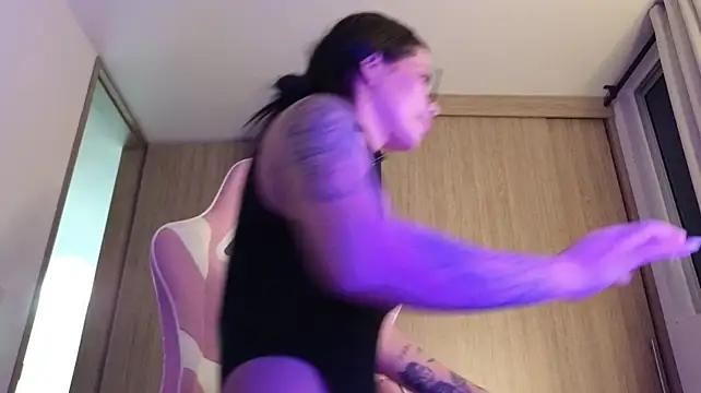 nara_lyn1