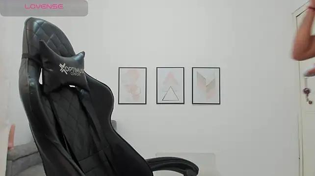 natalia_curvy1