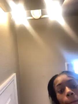 petite_Reddbone