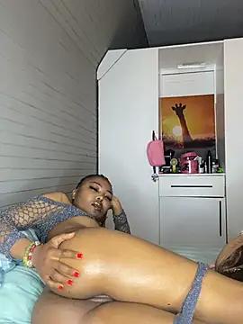 petite_scarlett