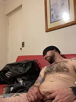 pose14