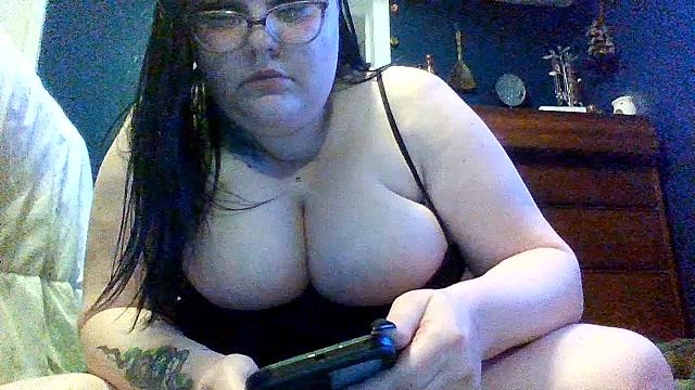 psychobustybabe