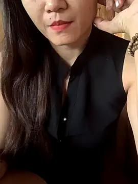 queen_love_me12