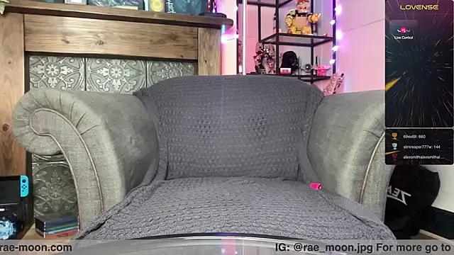 rae_moonn
