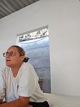 raquel26R