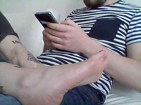 redvelvetfeet96